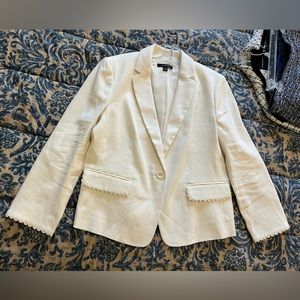 Ann Taylor white linen blazer. Size 12. Never worn